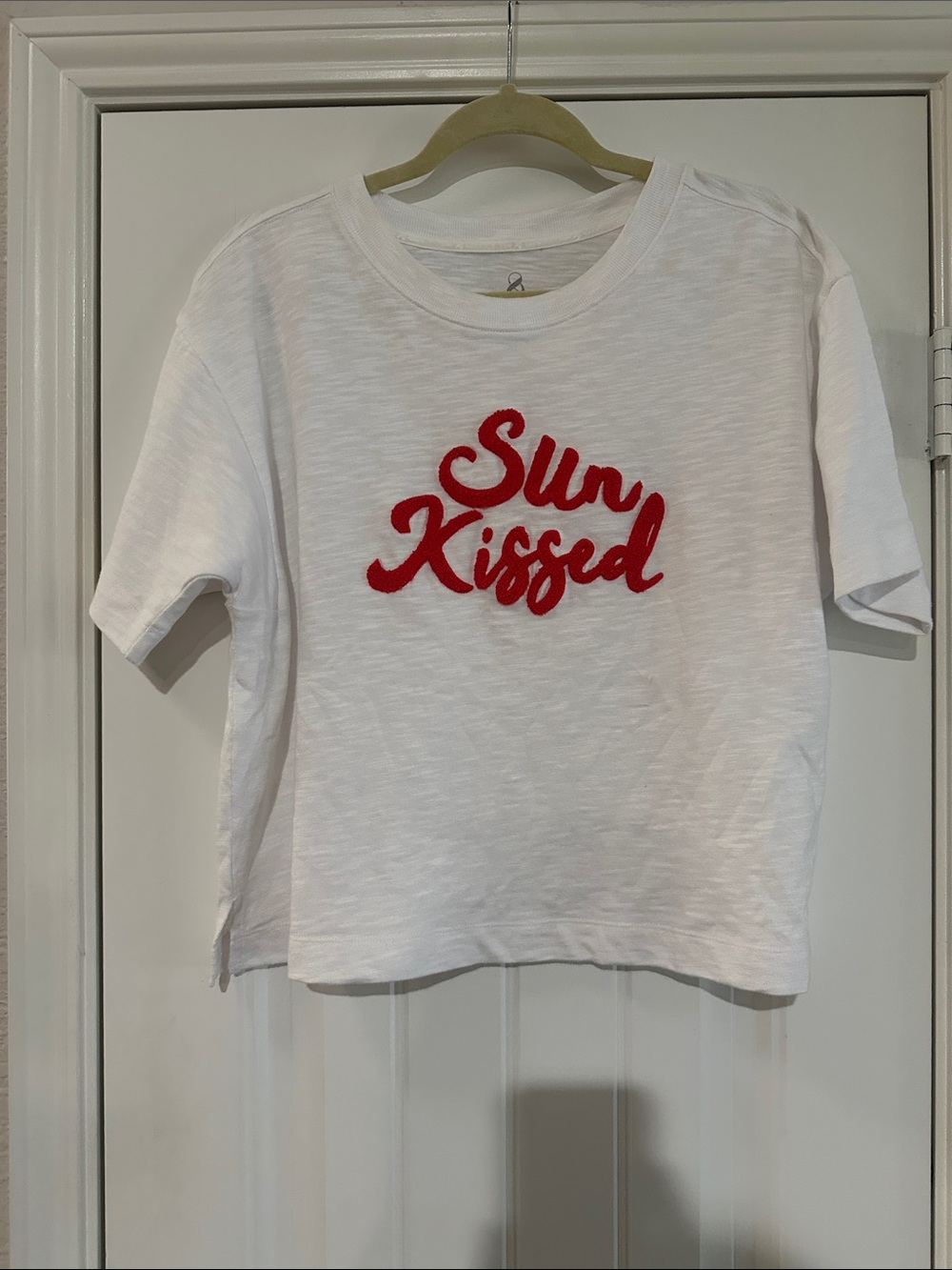 Lou and Grey “Sun Kissed' Short Sleeve Tee - White with Red Script